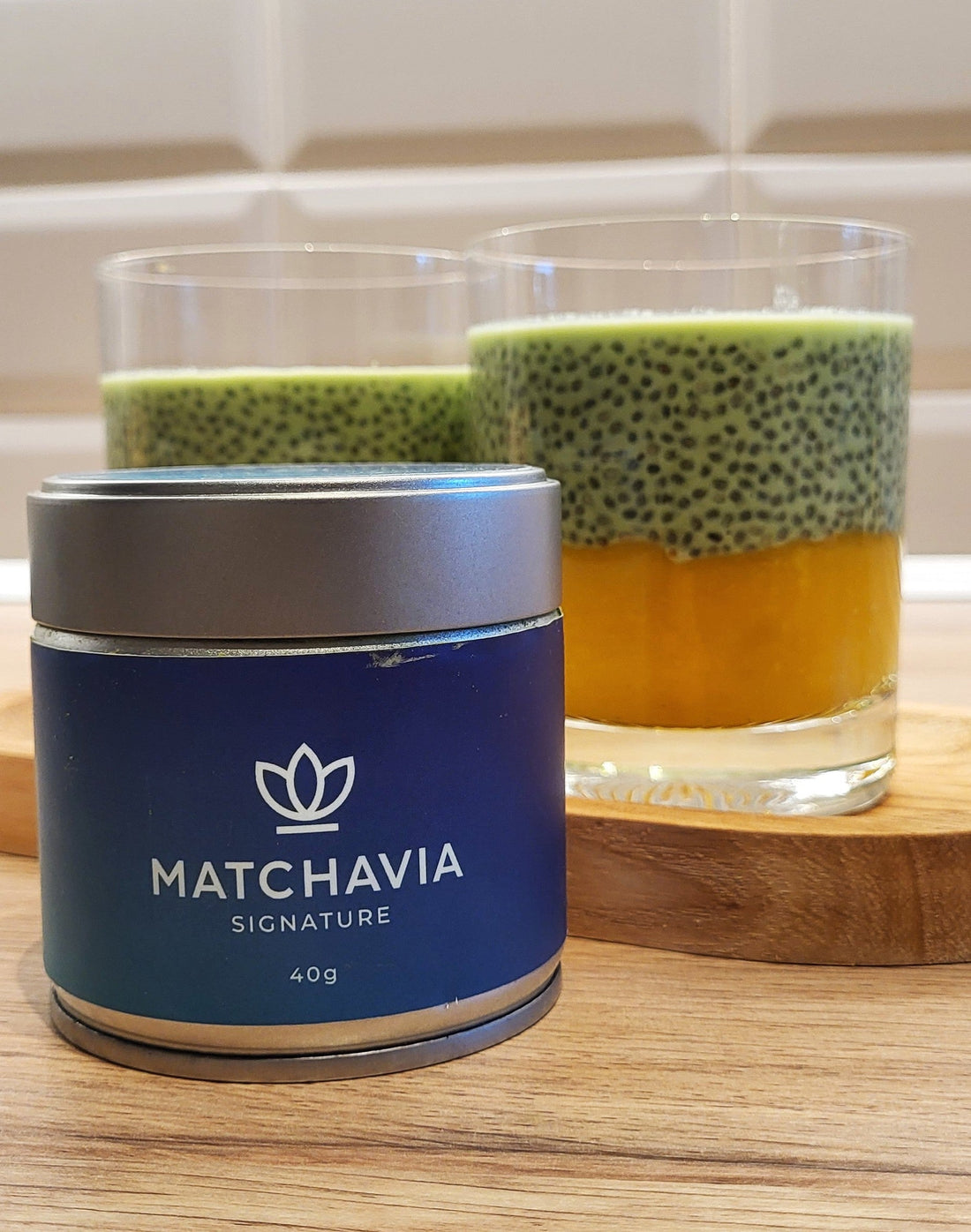 Matcha chia puding s mangovým pyré a kokosovým mliekom (overnight recept)